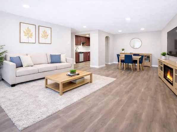 7 Gibbs St APT 7, Worcester, MA 01607