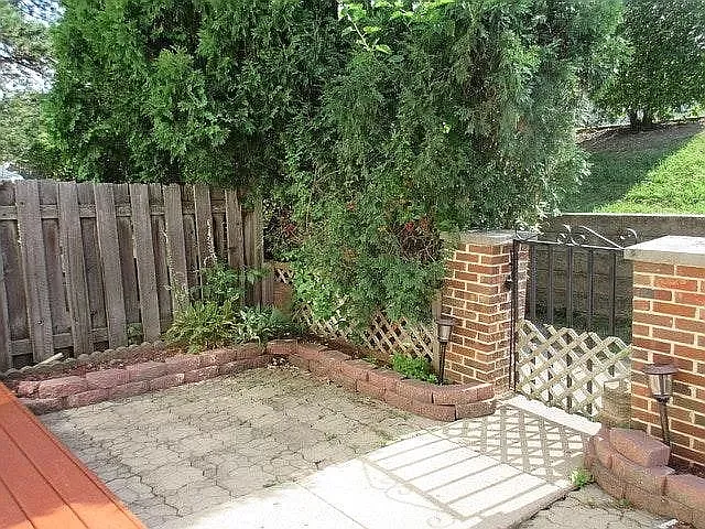 1667 Islandview Ct — Photo 3