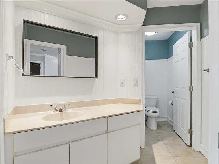 21583 Villa Nova Dr — Photo 41
