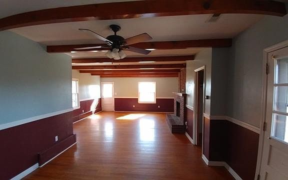 2nd image of 326 Richmond St