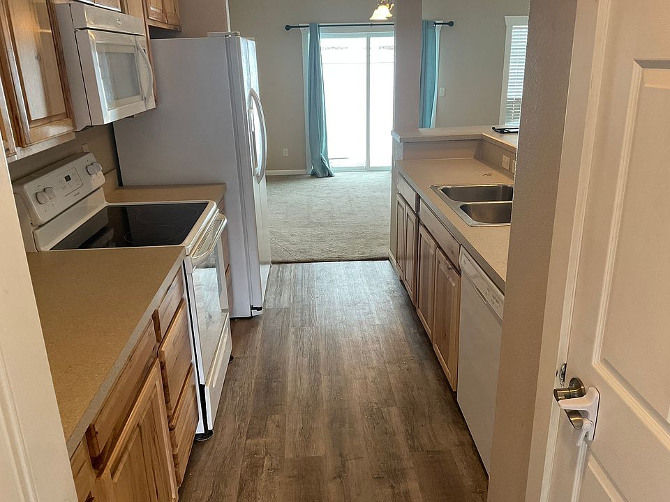 1st image of 703 26th St NW #1