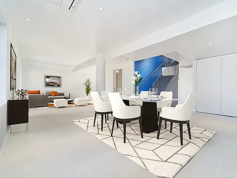237 Madison Ave #PHA — Photo 1