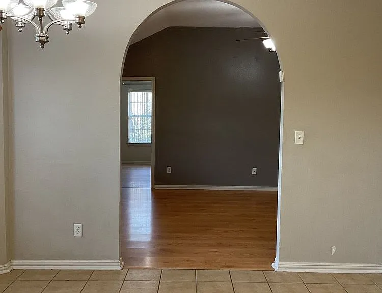 4401 Ethel Ave — Photo 6