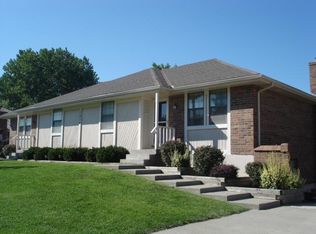 1014 SE 7th Ter APT B, Lees Summit, MO 64063