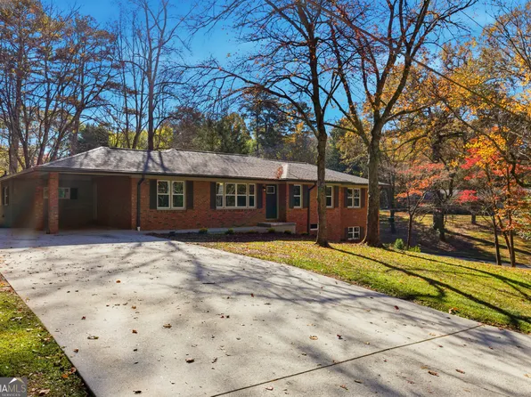 112 Woodland St, Clarkesville, GA 30523