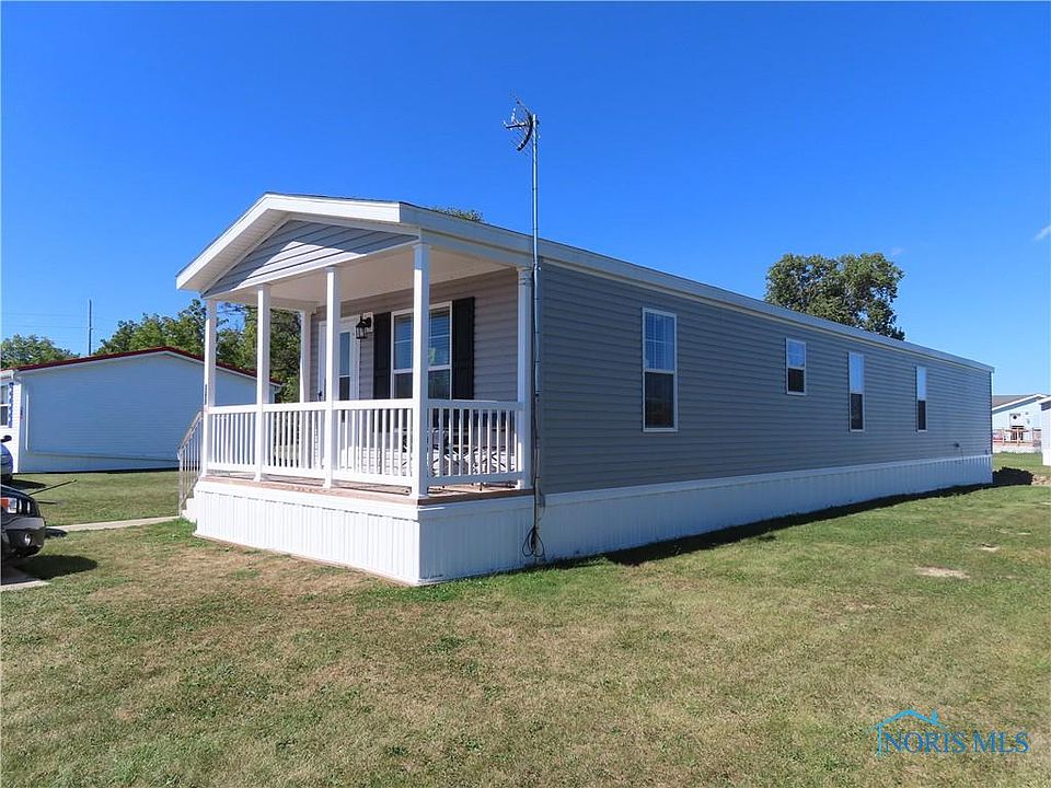 1st image of 168A Lakeside Cir