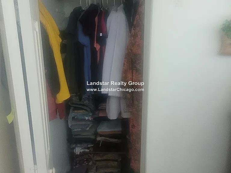 1233 Chicago Ave #11 — Photo 11