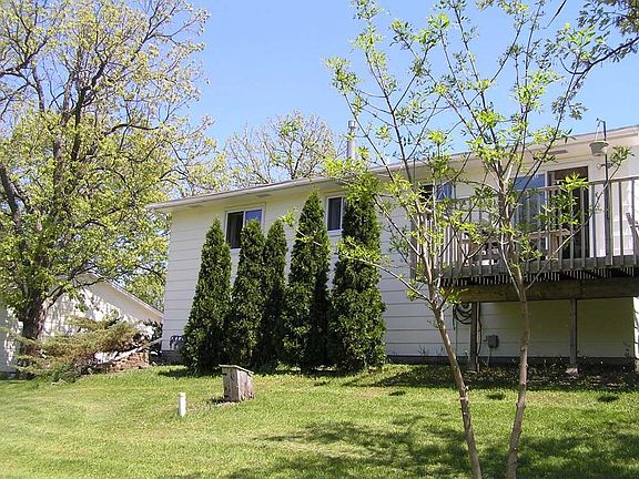 tiered decks to yard
