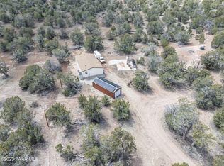 48300 N Log Ln, Seligman, AZ 86337