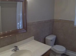 440 Mathews Rd APT 4, Youngstown, OH 44512