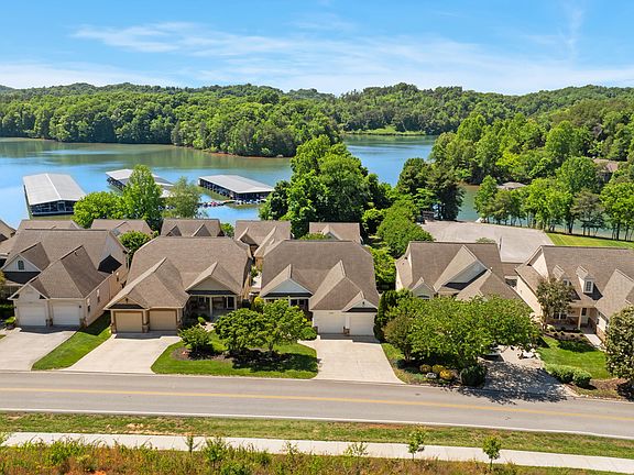 2nd image of 1049 Rarity Bay Pkwy