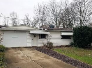 35335 Royalton Rd, Grafton, OH 44044