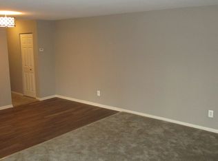 10 Rosecrans Pl APT 1B, Nottingham, MD 21236