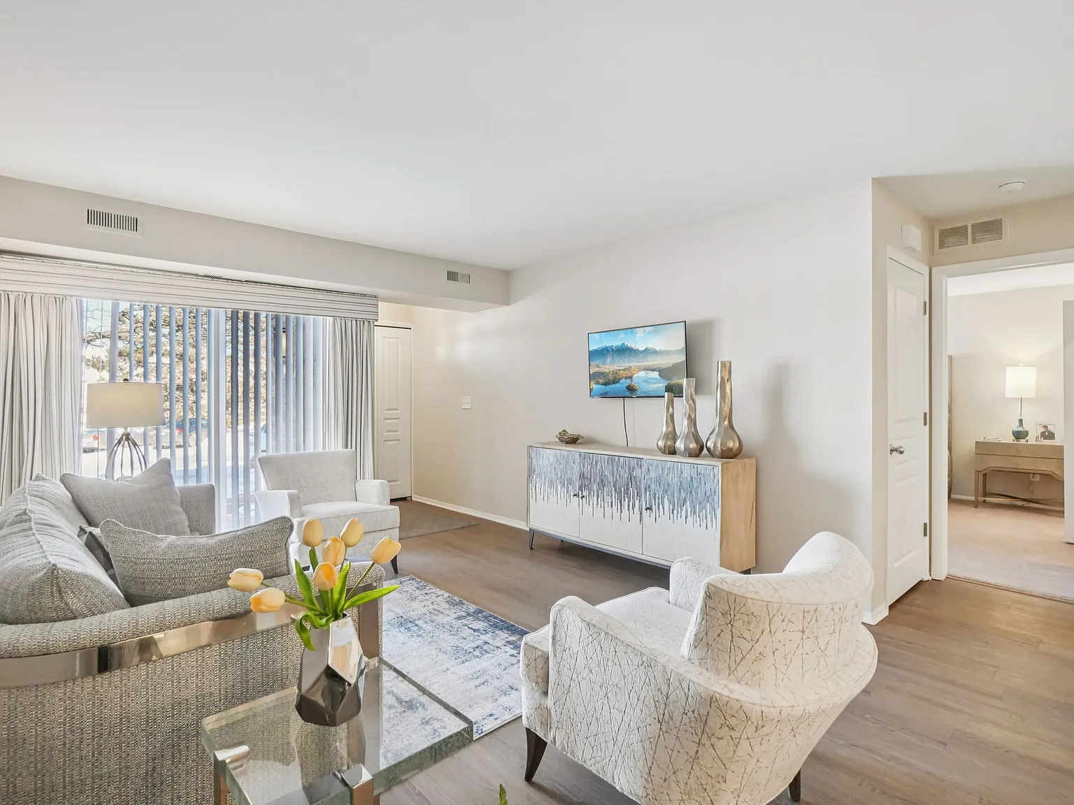 Harbour Village Apartments — Photo 3