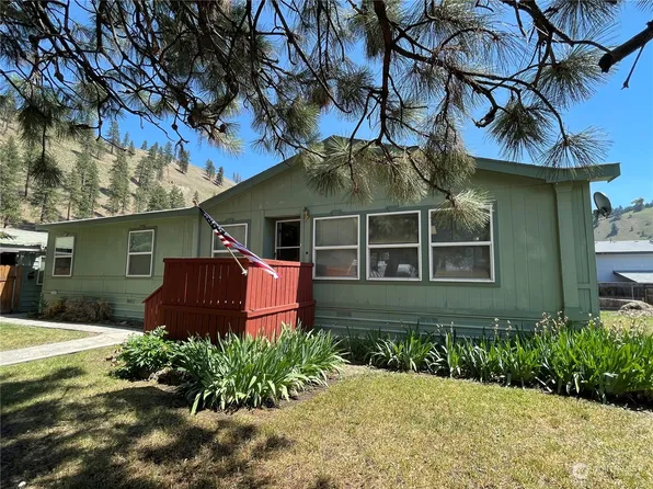 310 N B Avenue, Conconully, WA 98819