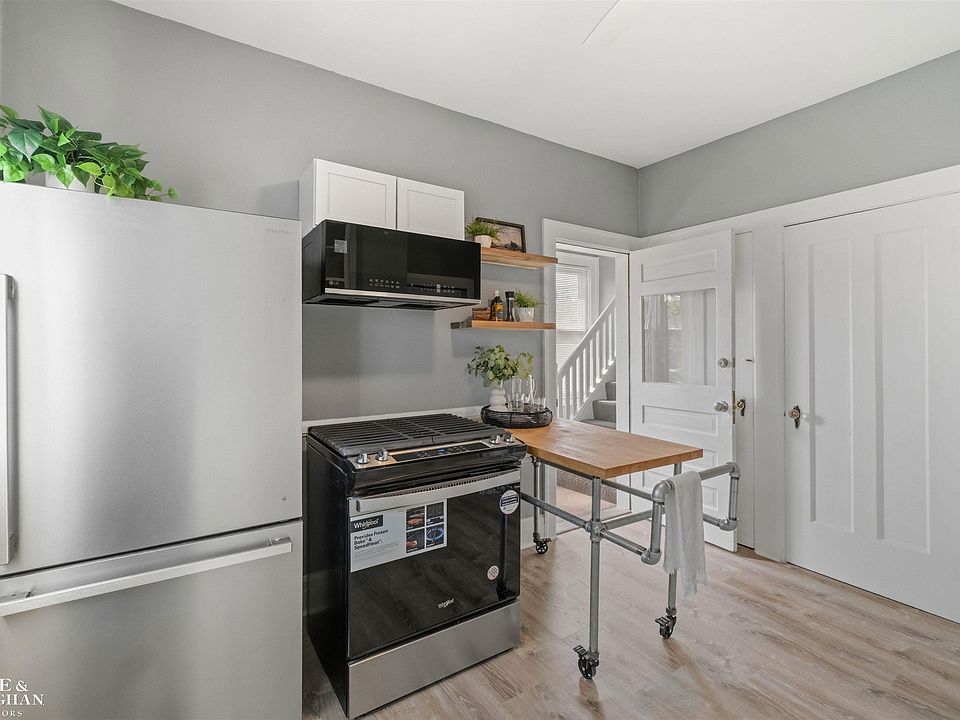 1445 Lakepointe St, photo 21