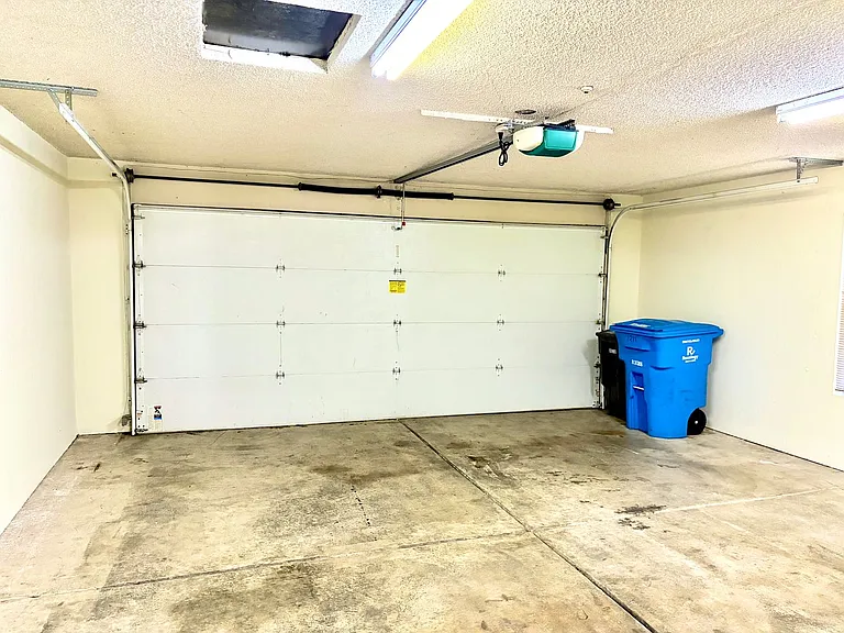 1211 Capri Way #3 — Photo 44