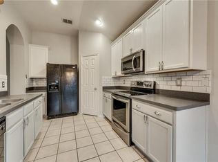 1003 Camp Verde Dr, Forney, TX 75126