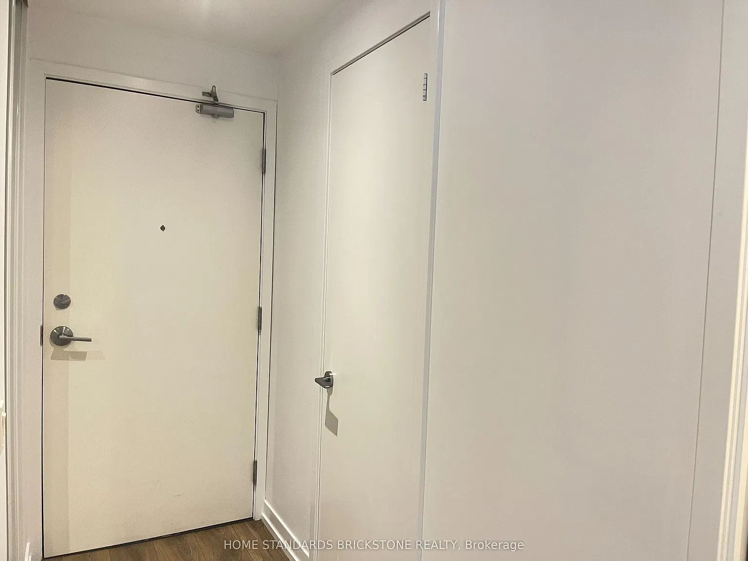 2 bed, $2,400 — Photo 3