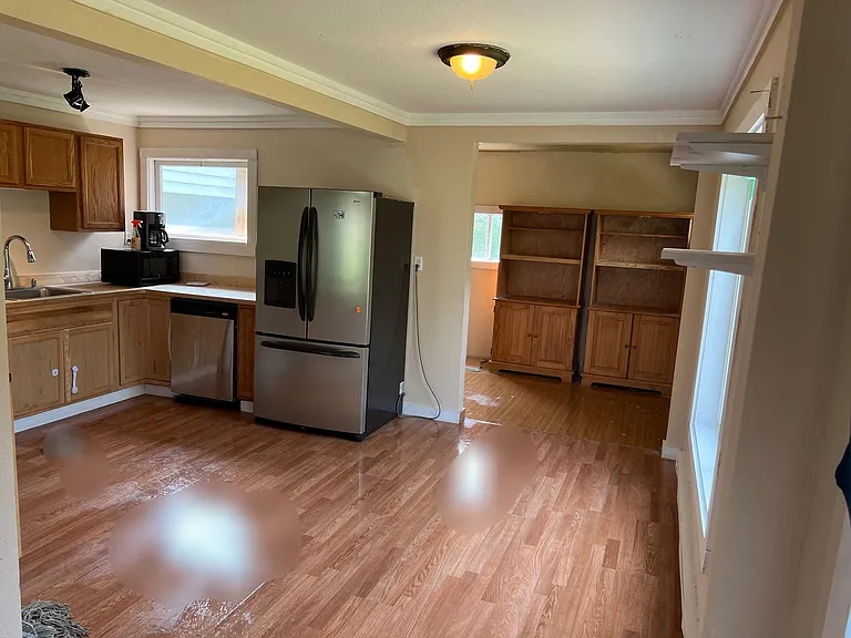 272 Avis St — Photo 9