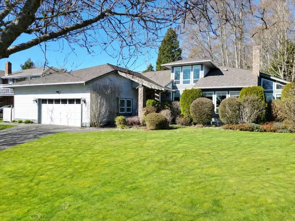 13383 14a Ave, Surrey, BC V4A 7P9