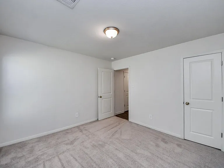 164 Goldenrod — Photo 25