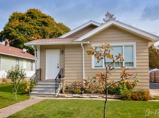 1529 Hickory St, Waukegan, IL