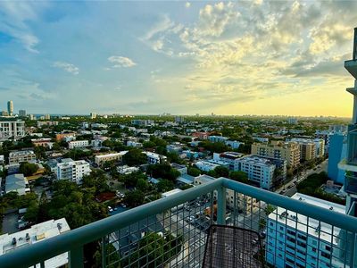 10 SW South River Dr #Penthouse I06, Miami, FL, 33130
