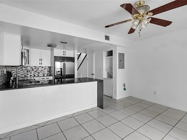 5375 W 23rd Ct #14-10 — Photo 3