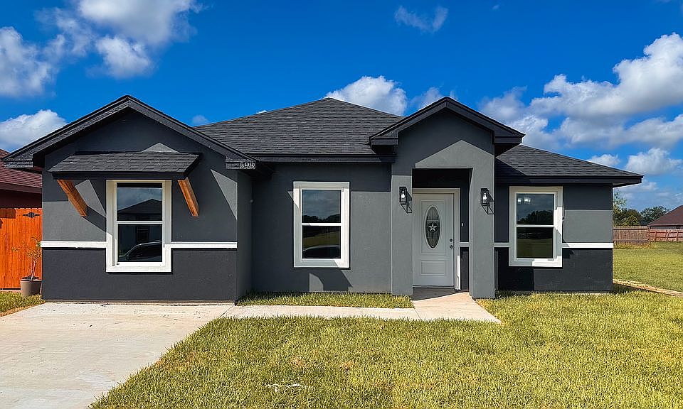 1st image of 598 Carmelita Ln