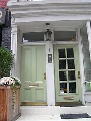 Rented by Douglas Elliman | media 19