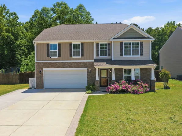 121 Solstice Dr, Haw River, NC 27258