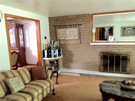 3rd image of 1009 Goist Ln