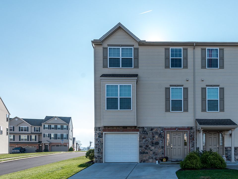 1st image of 55 Indiana Cir