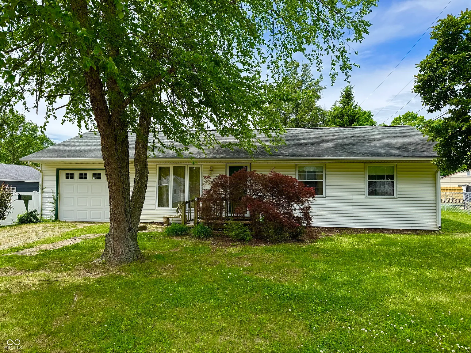 205 Harlan Ave photo 1