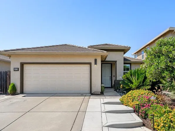 9421 Blue Mountain Way, Sacramento, CA 95829