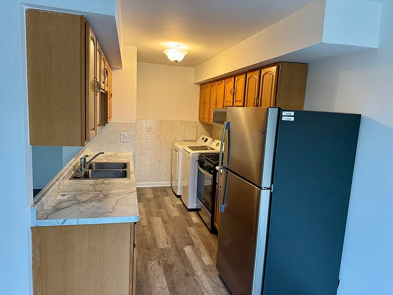 1483 Cornell Ct #1483 — Photo 7