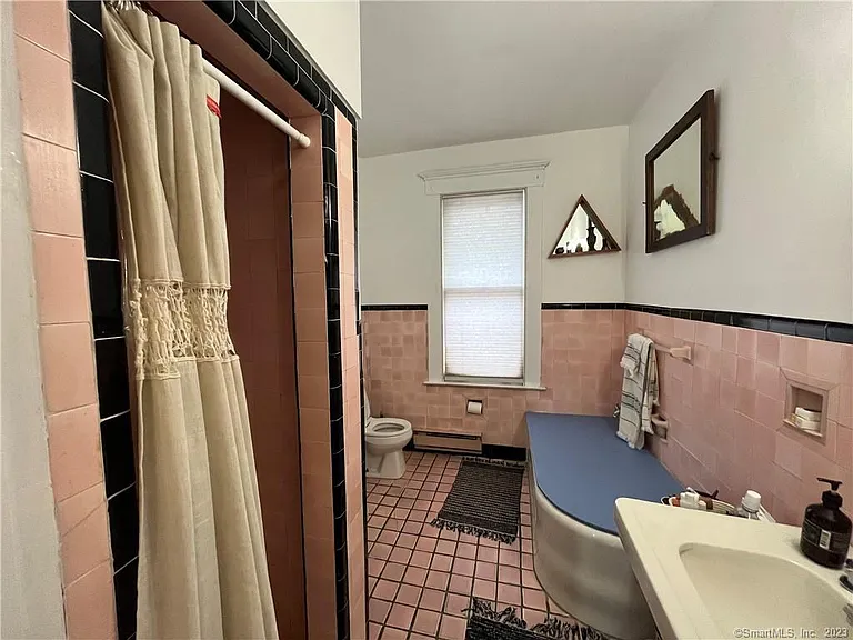 738 Whitney Ave #5 — Photo 12