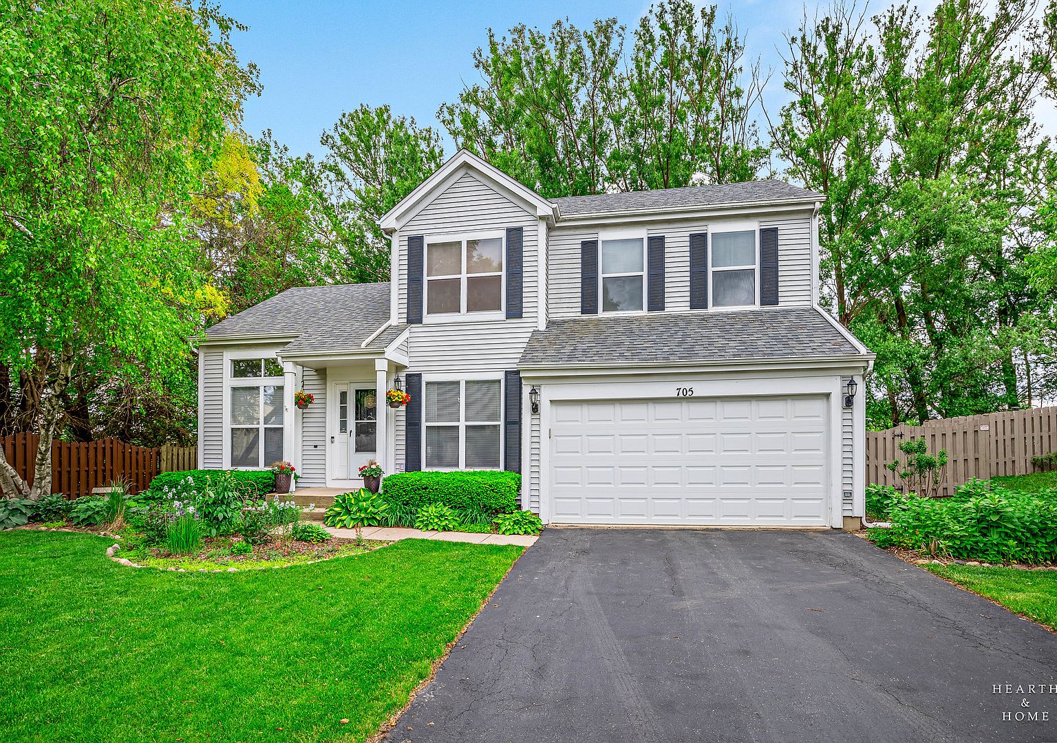 705 White Pine Cir, Lake In The Hills, IL 60156 | Zillow