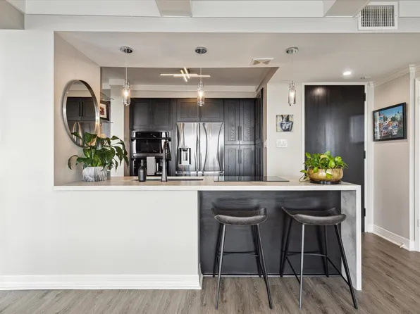 5001 Woodway Dr Unit 1506, Houston, TX 77056