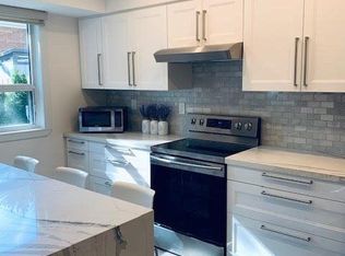 480 Claridge Rd #1, Burlington, ON L7N2S2