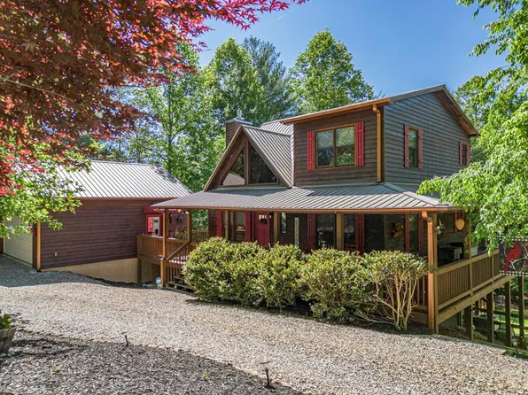 392 Oak Hills Dr, Morganton, GA 30560