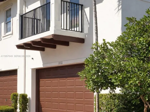 4760 Mimosa Pl Unit 1001, Coconut Creek, FL 33073