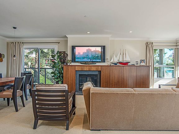 3rd image of 1000 Ocean Blvd Unit 301