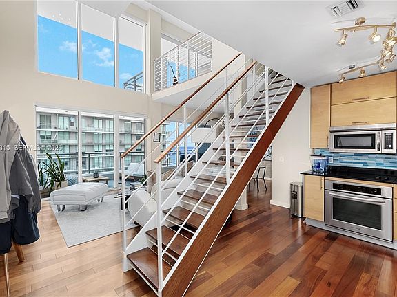 5th image of 60 SW 13th St APT 5012