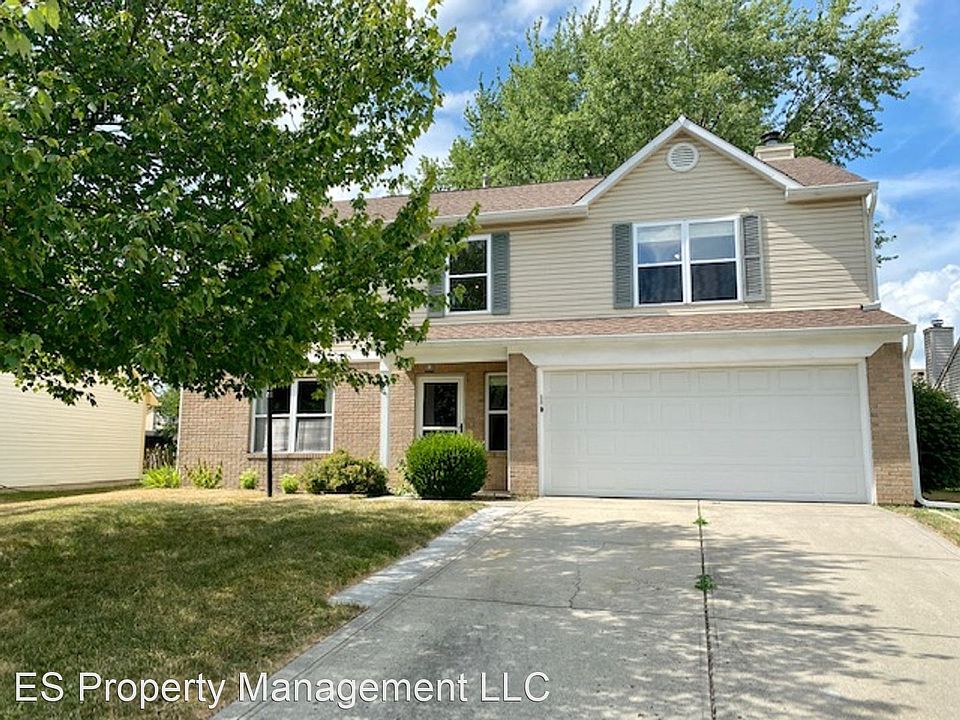 1st image of 8936 Mallard Green Dr