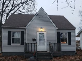 2334 N Main St, Decatur, IL 62526