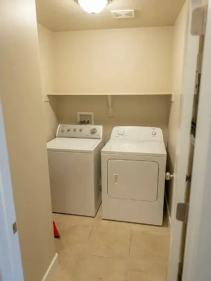 357 E Vancott Way — Photo 9