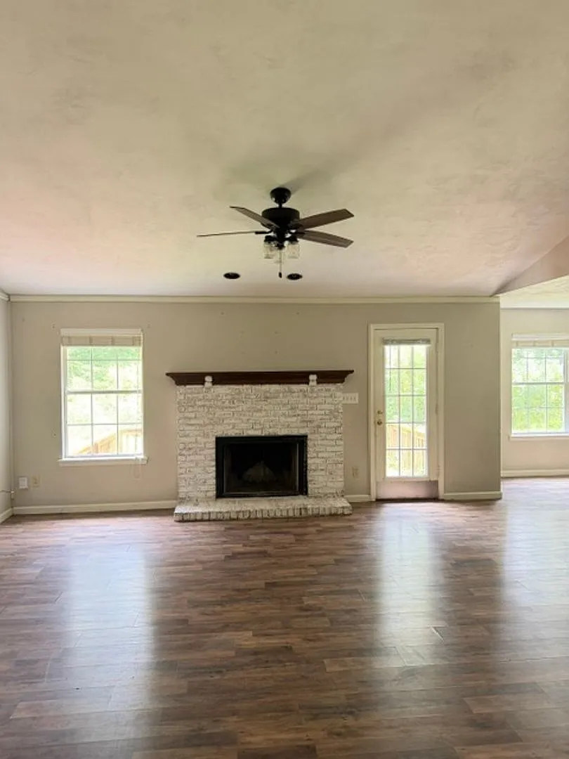 3/2 Killearn Estates just off Centerville Rd — Photo 2