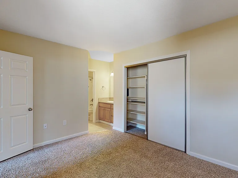 107 Marin St #10 — Photo 13